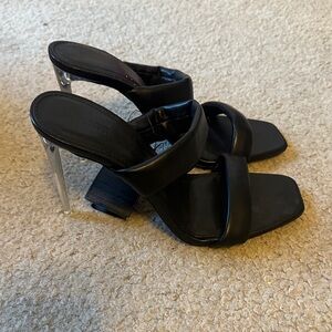 Forever 21 Black Strappy Heeled Sandals